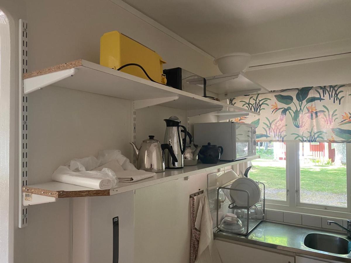 Orrefors Stugby O Vandrarhem Bagian luar foto