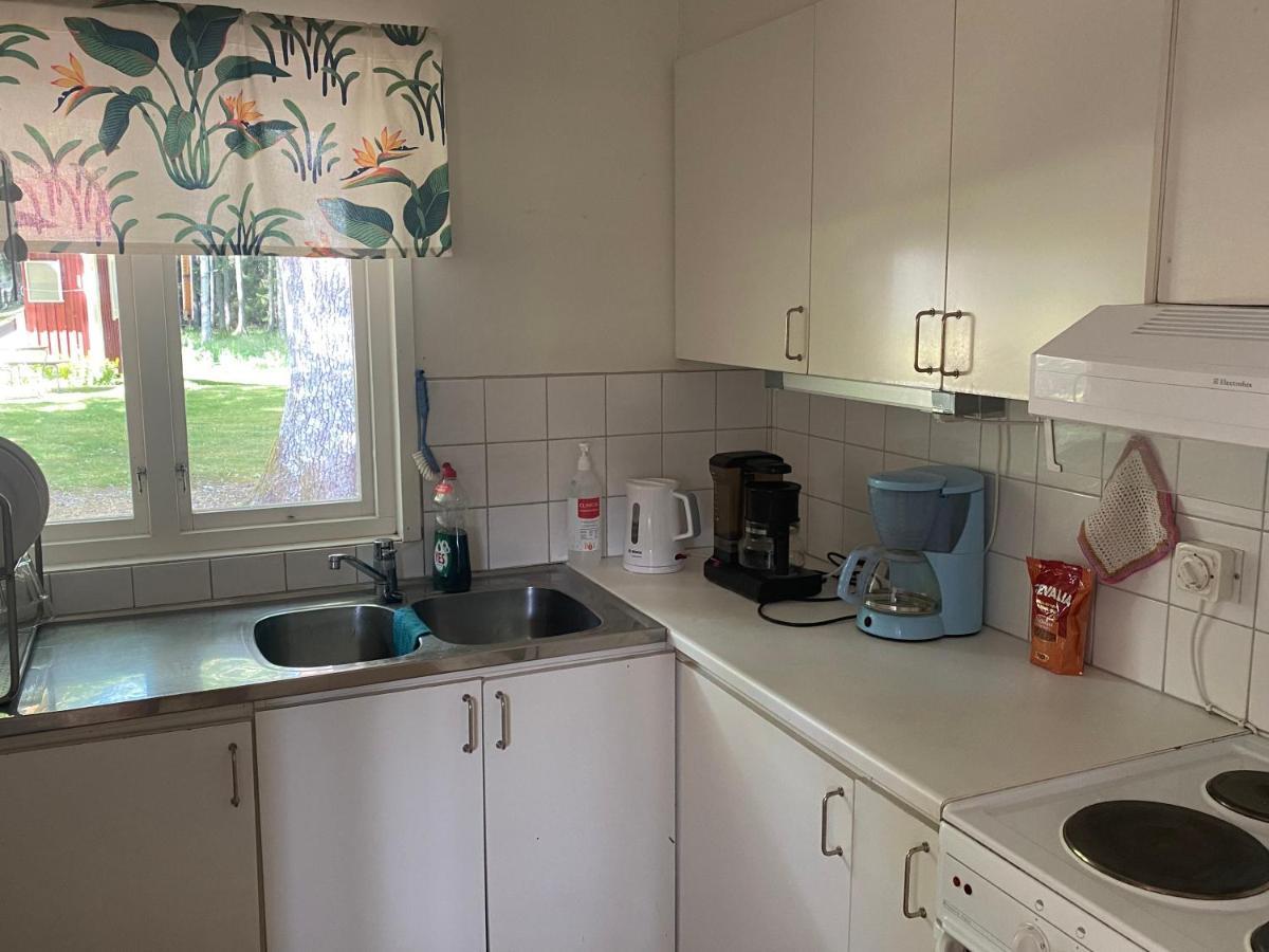 Orrefors Stugby O Vandrarhem Bagian luar foto
