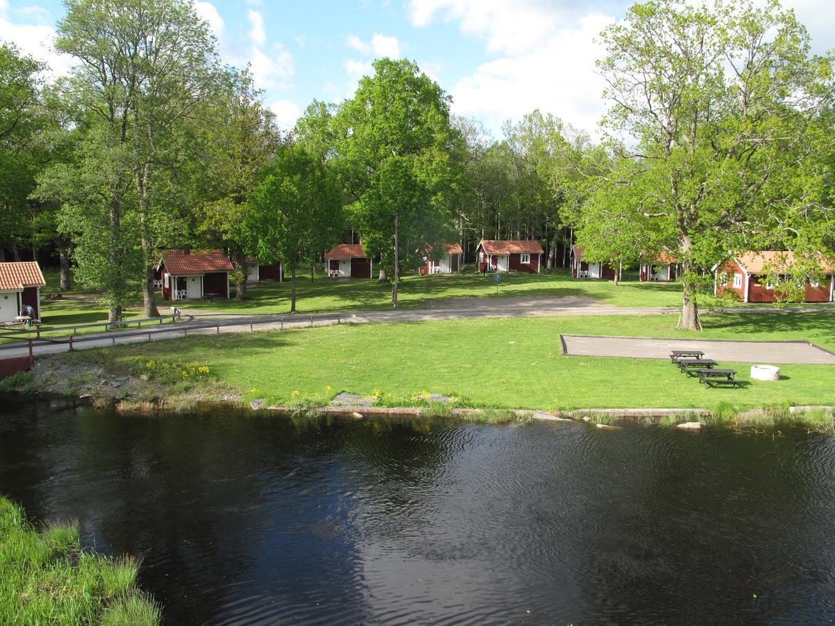 Orrefors Stugby O Vandrarhem Bagian luar foto