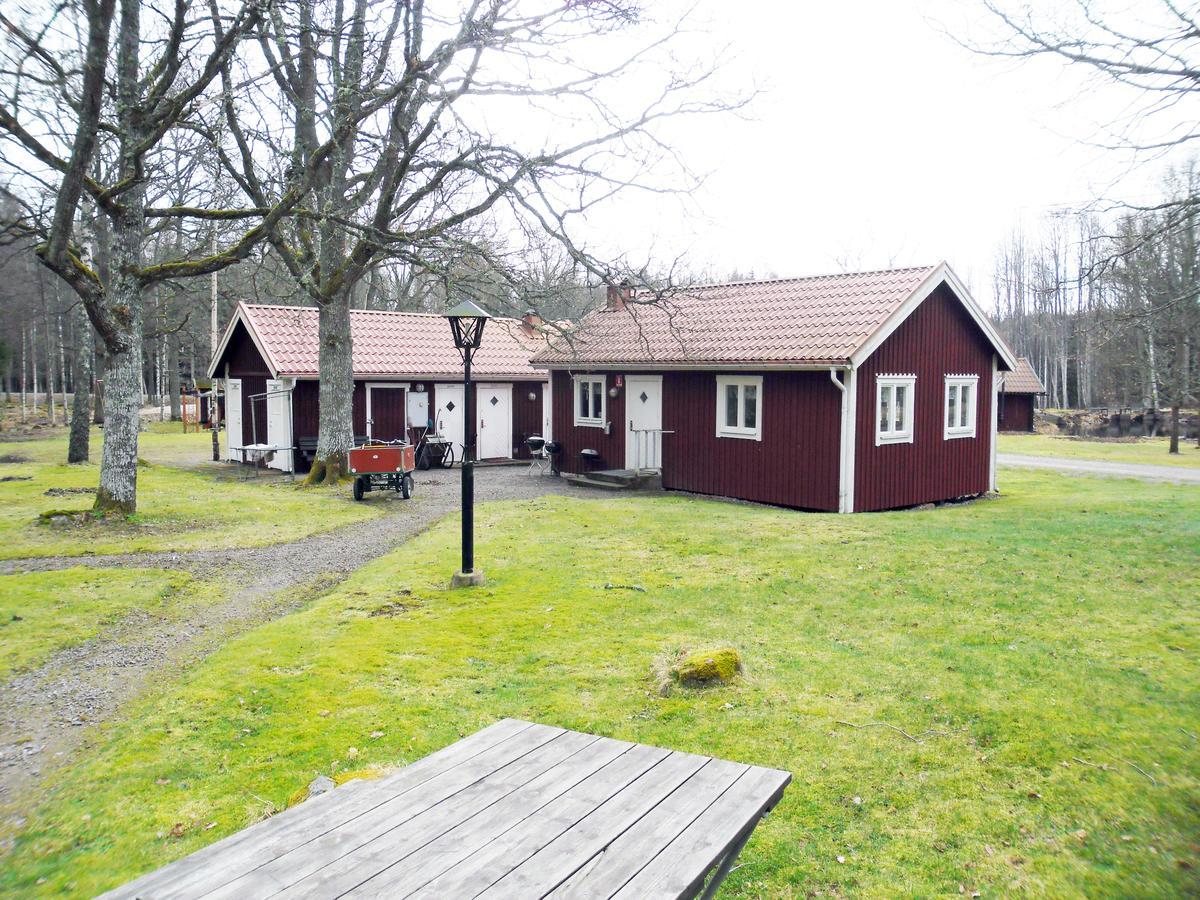 Orrefors Stugby O Vandrarhem Bagian luar foto